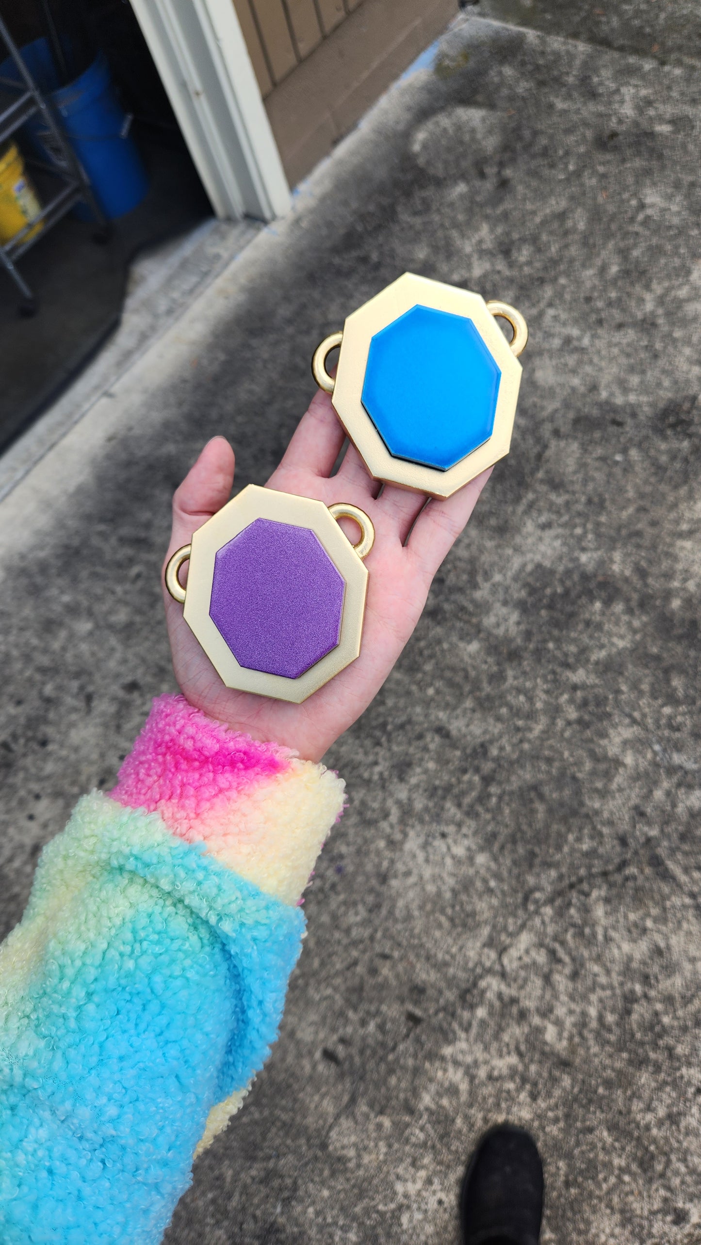 Runescape Amulet of Glory Replica Cosplay Display Necklace Resin