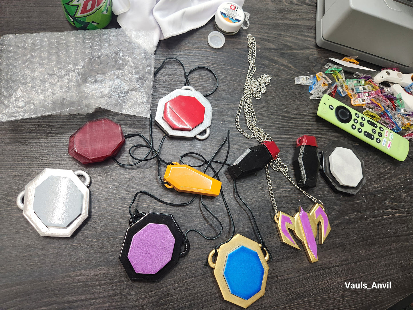 Runescape Amulet of Fury Resin Cosplay Replica Necklace