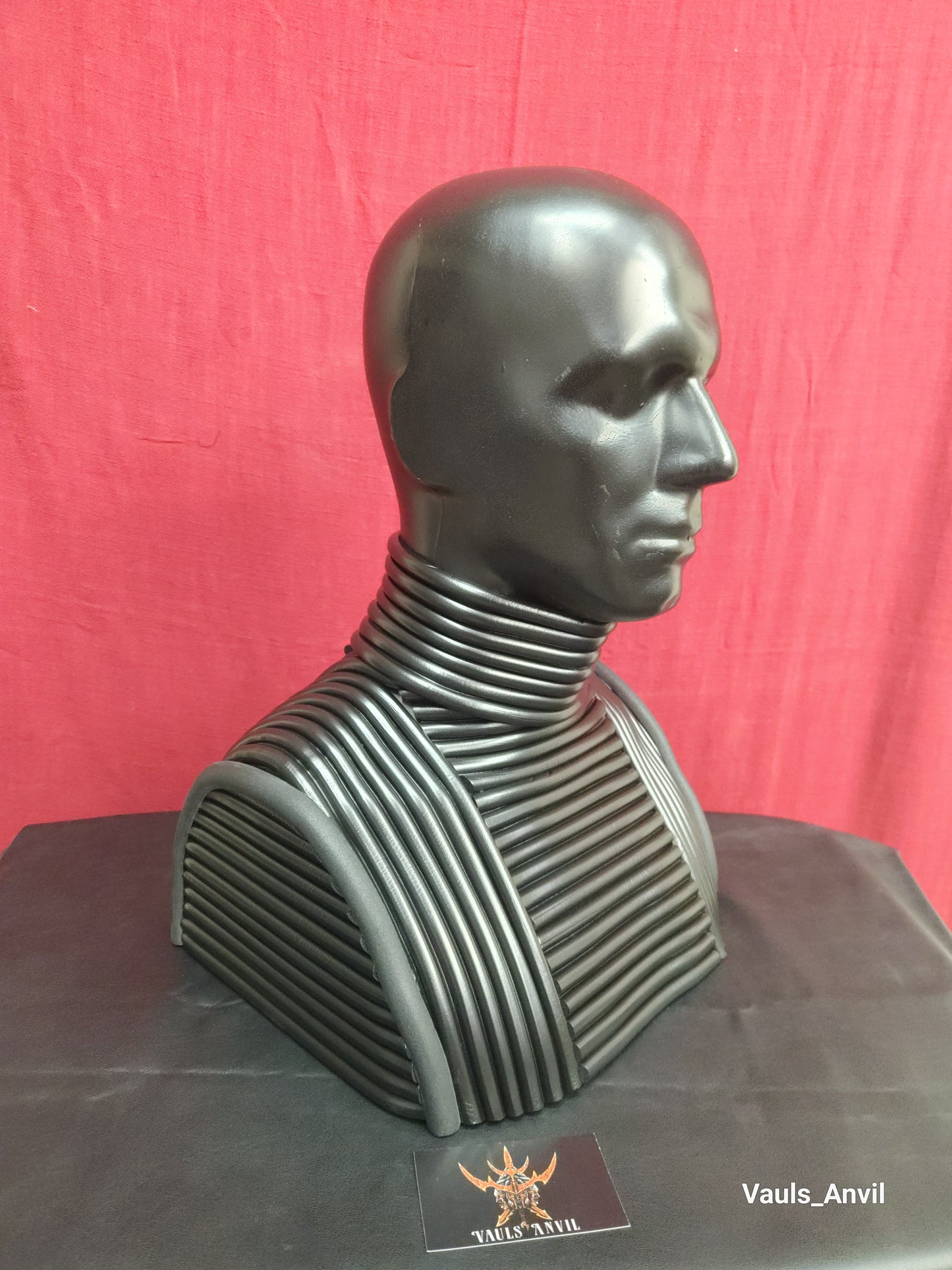 Ribbed Armored Helmet Display Cosplay Armature Display Bust