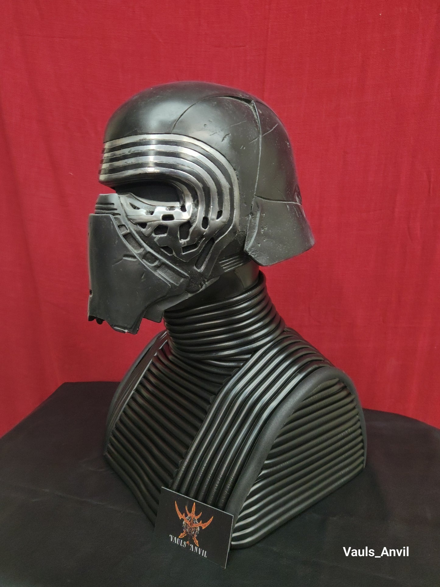 Ribbed Armored Helmet Display Cosplay Armature Display Bust