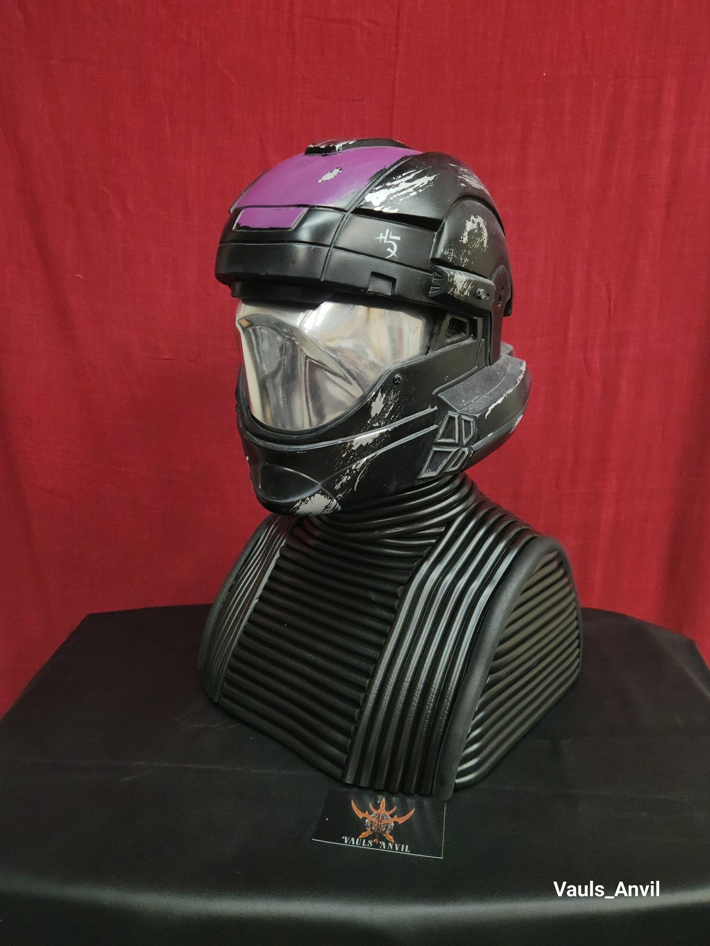 Ribbed Armored Helmet Display Cosplay Armature Display Bust