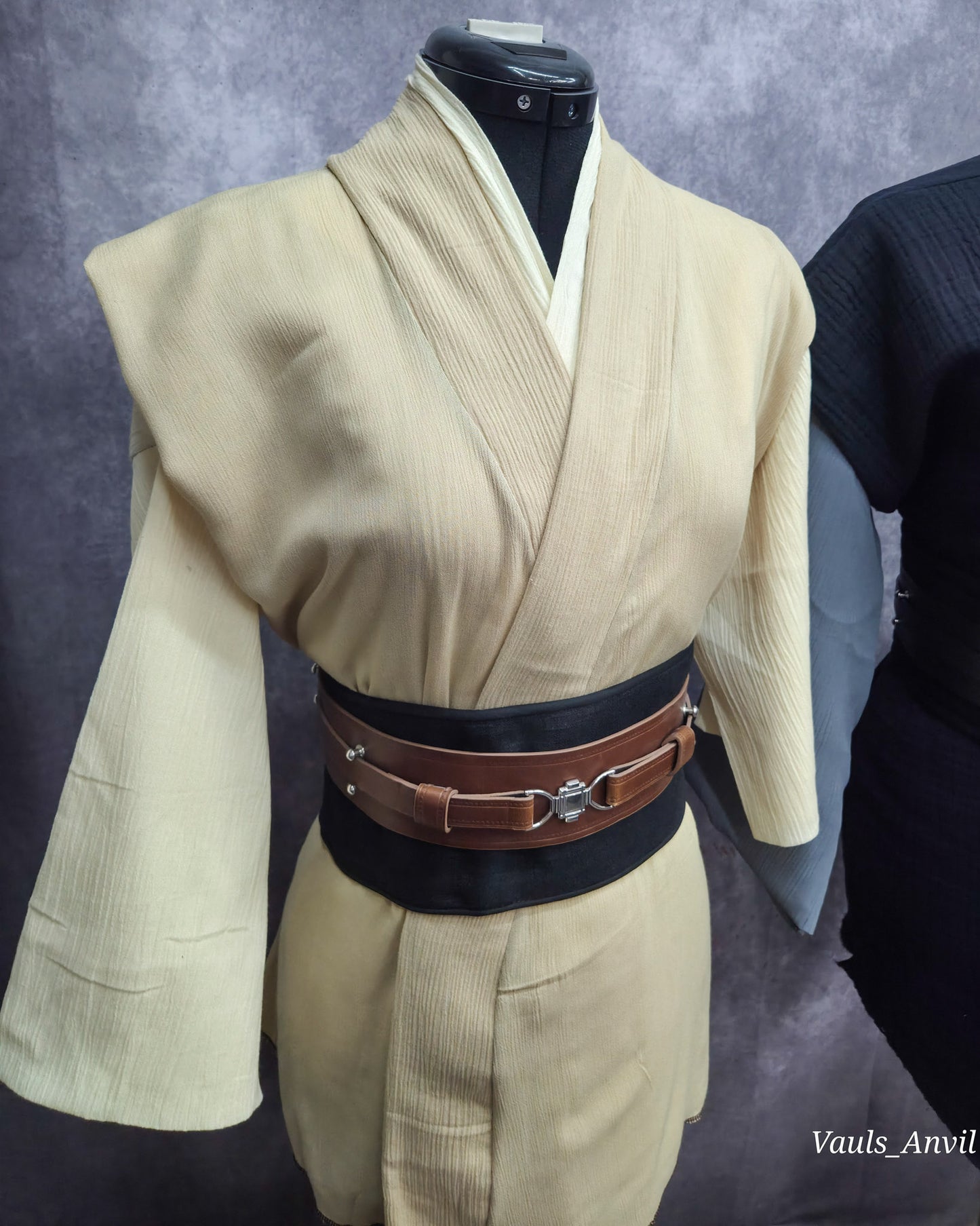 Light Jedi Tunic and Obi Set - Natural and Papyrus Jedi Robes - Vauls Anvil