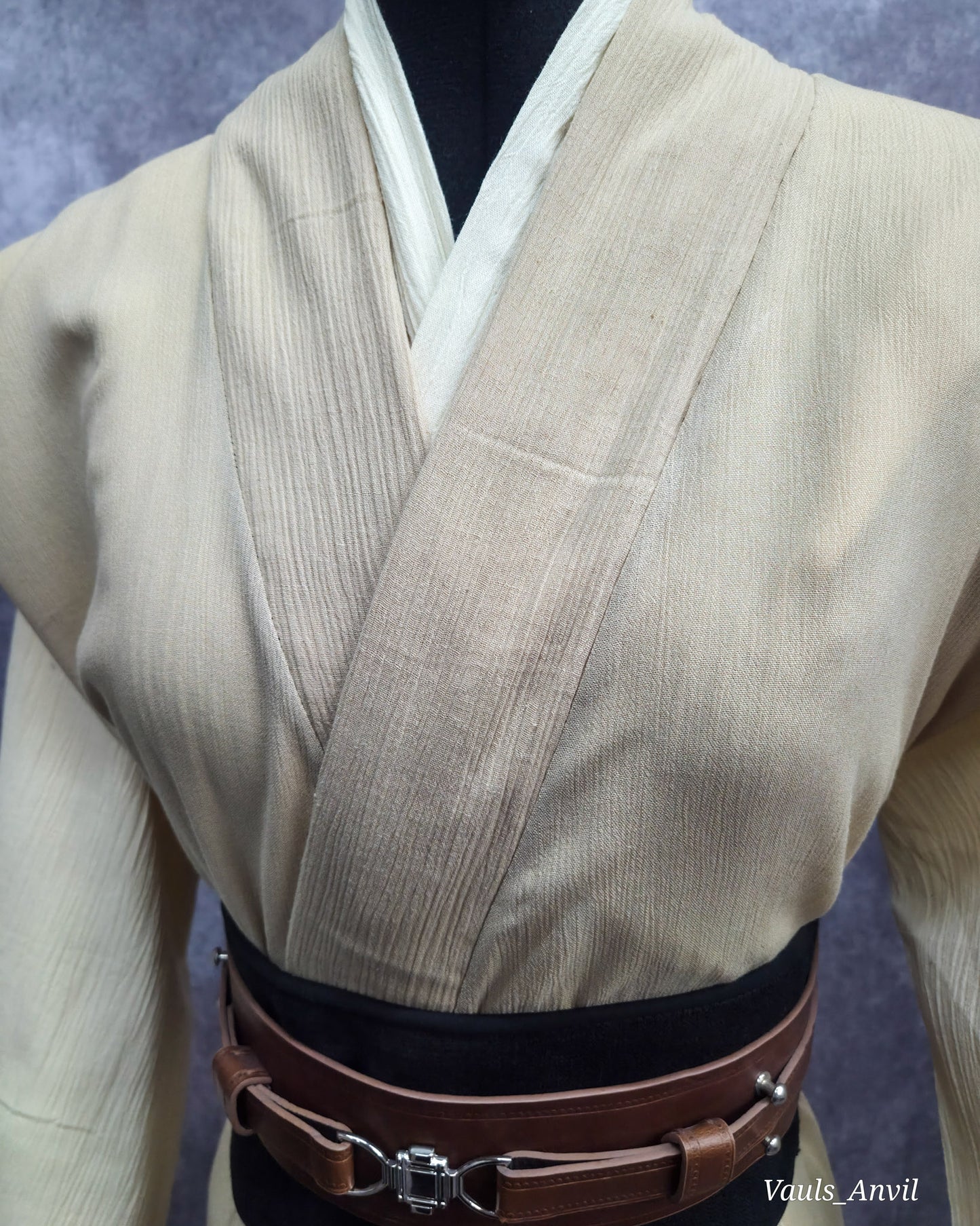 Light Jedi Tunic and Obi Set - Natural and Papyrus Jedi Robes - Vauls Anvil