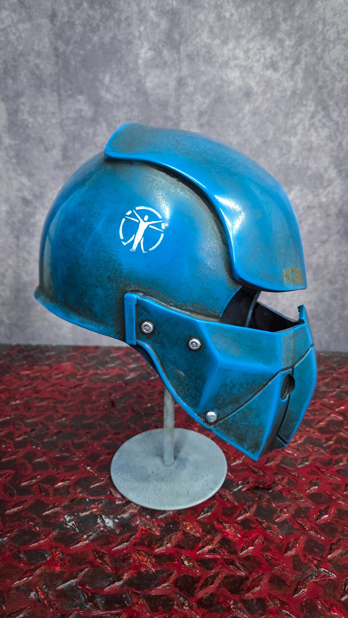 Fallout 4 Vault Dweller Institute Wearable Helmet - Custom Cosplay Replica