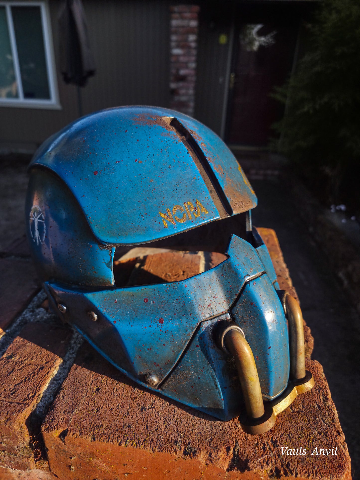 Fallout 4 Vault Dweller Institute Wearable Helmet - Custom Cosplay Replica