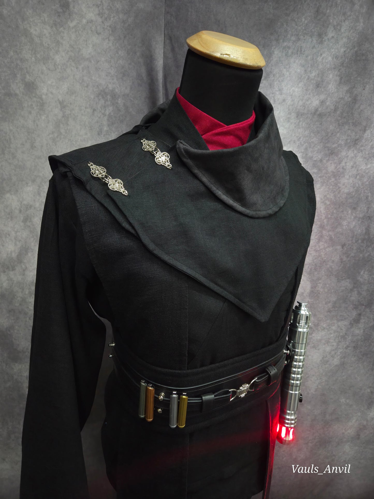 'Trayus' Star Wars Old Republic Sith Lord Robe Set