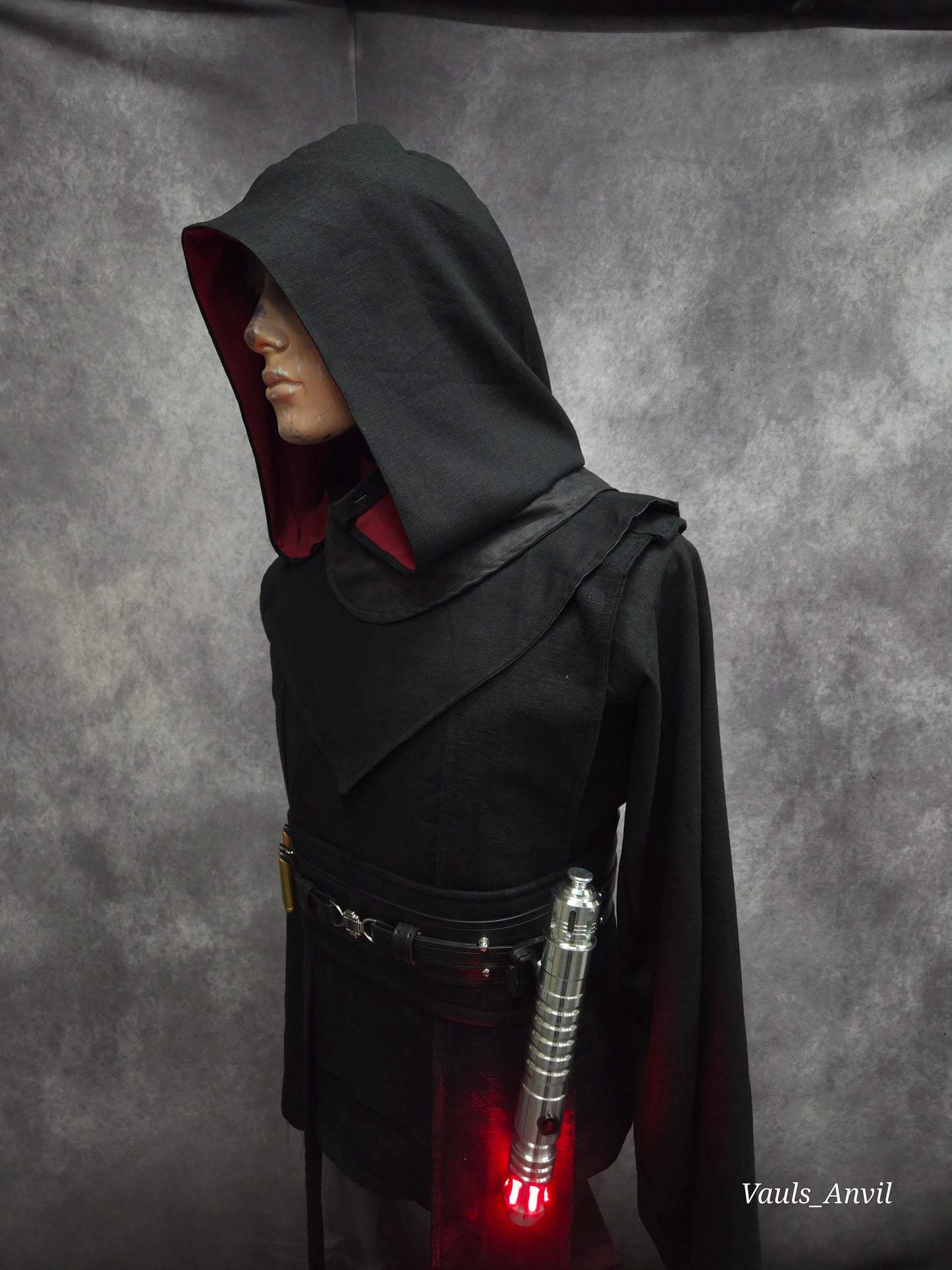 'Trayus' Star Wars Old Republic Sith Lord Robe Set