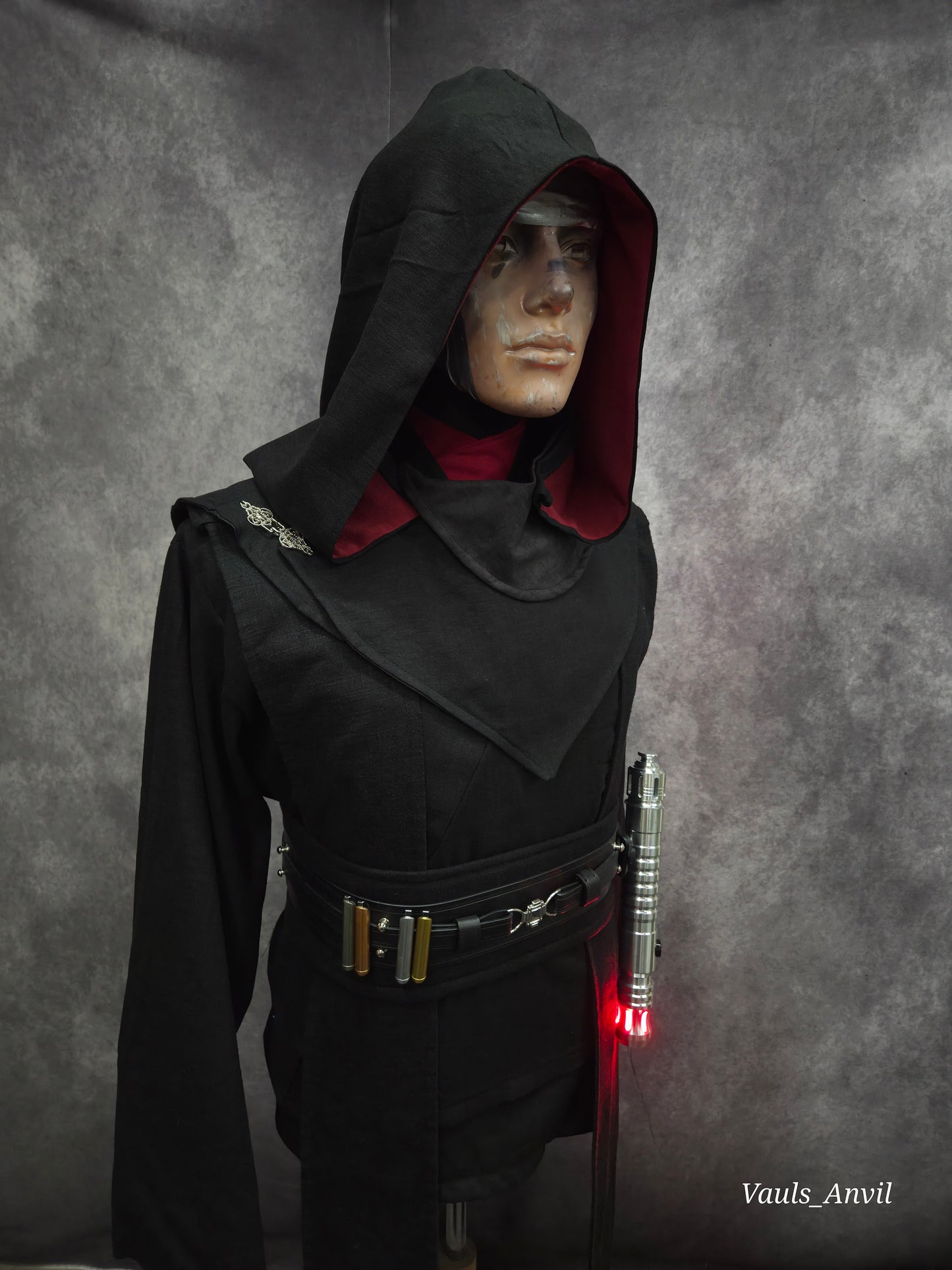 'Trayus' Star Wars Old Republic Sith Lord Robe Set