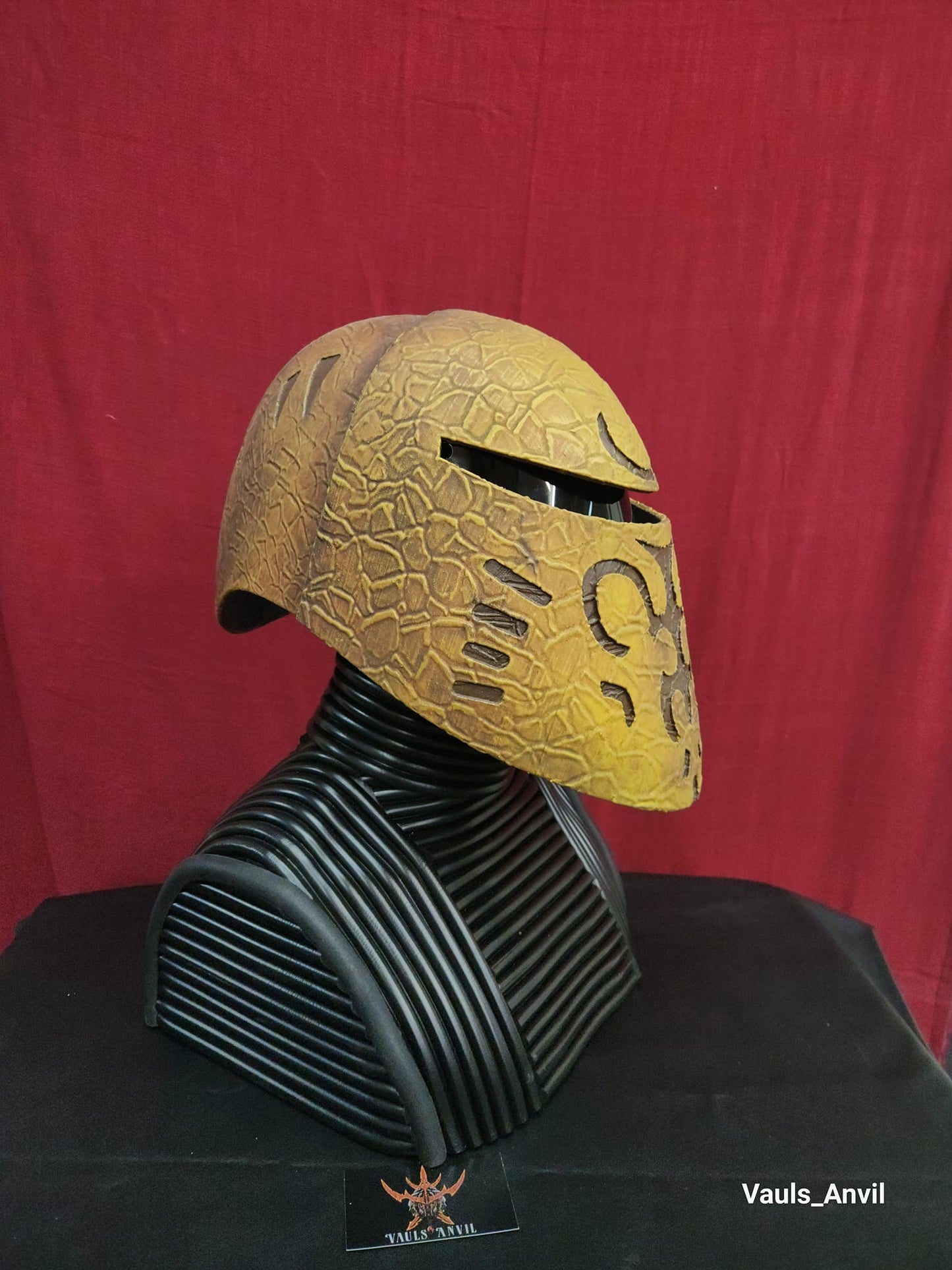 Ribbed Armored Helmet Display Cosplay Armature Display Bust