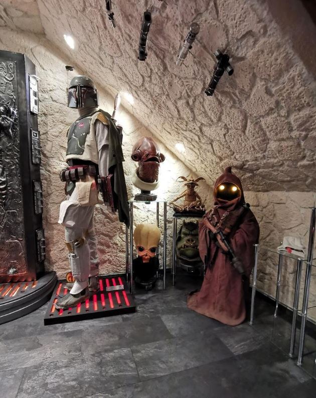 Star Wars Jawa Costume - Original Trilogy Light Up Eyes and Leather Bandolier - Vauls Anvil